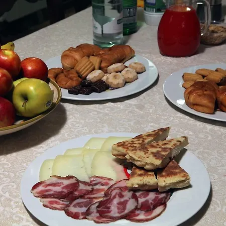 בית חווה Il Casale Della Quercia אסיסי