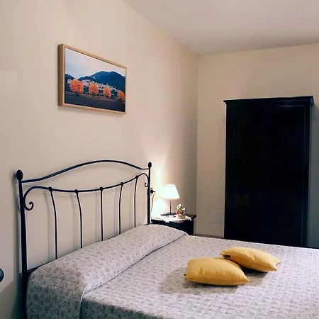 בית חווה Il Casale Della Quercia אסיסי